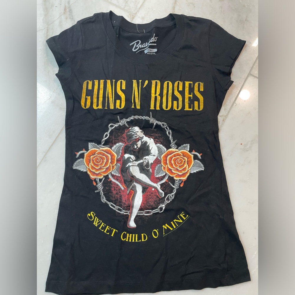 Guns and Roses women’s size small black shirt. Not worn. Bravado name brand